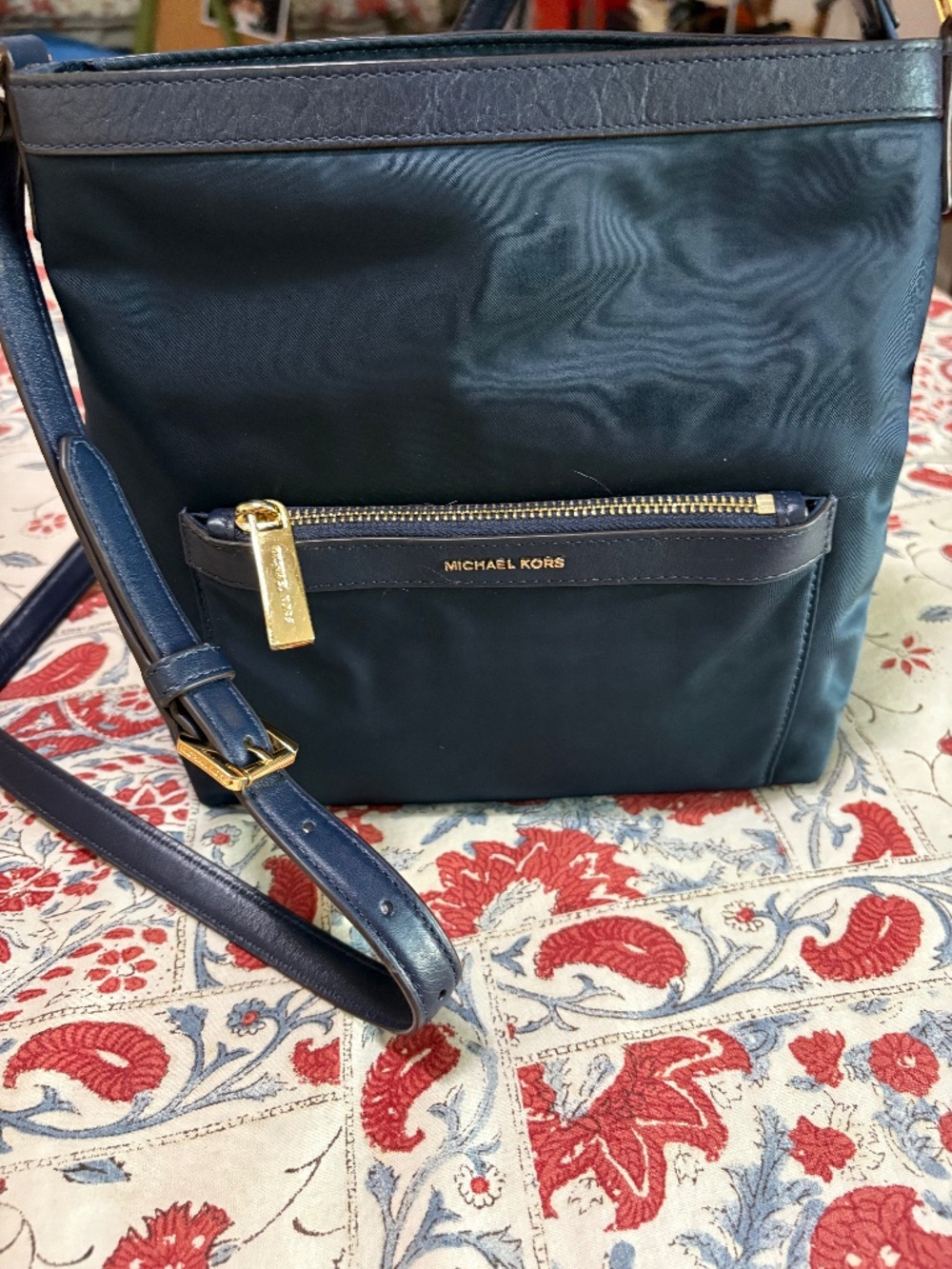 Michael Kors blue purse, Crossbody